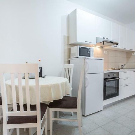 בול Apartments Bezmalinovic 2 מראה חיצוני תמונה