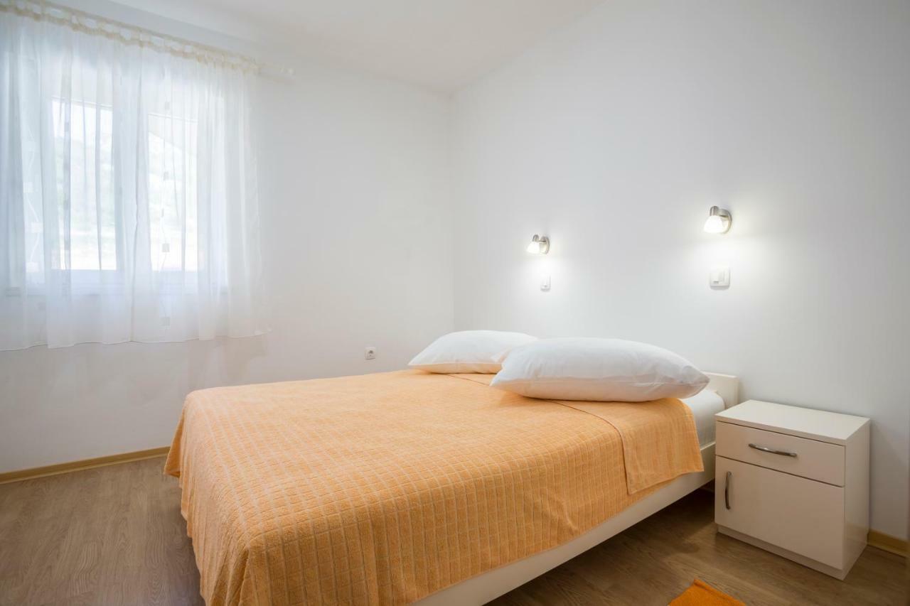 בול Apartments Bezmalinovic 2 מראה חיצוני תמונה