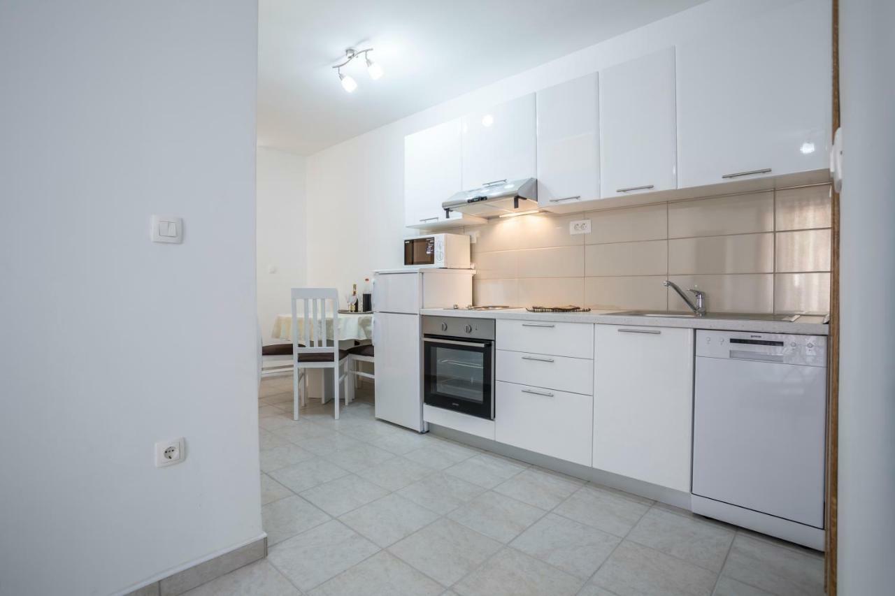 בול Apartments Bezmalinovic 2 מראה חיצוני תמונה